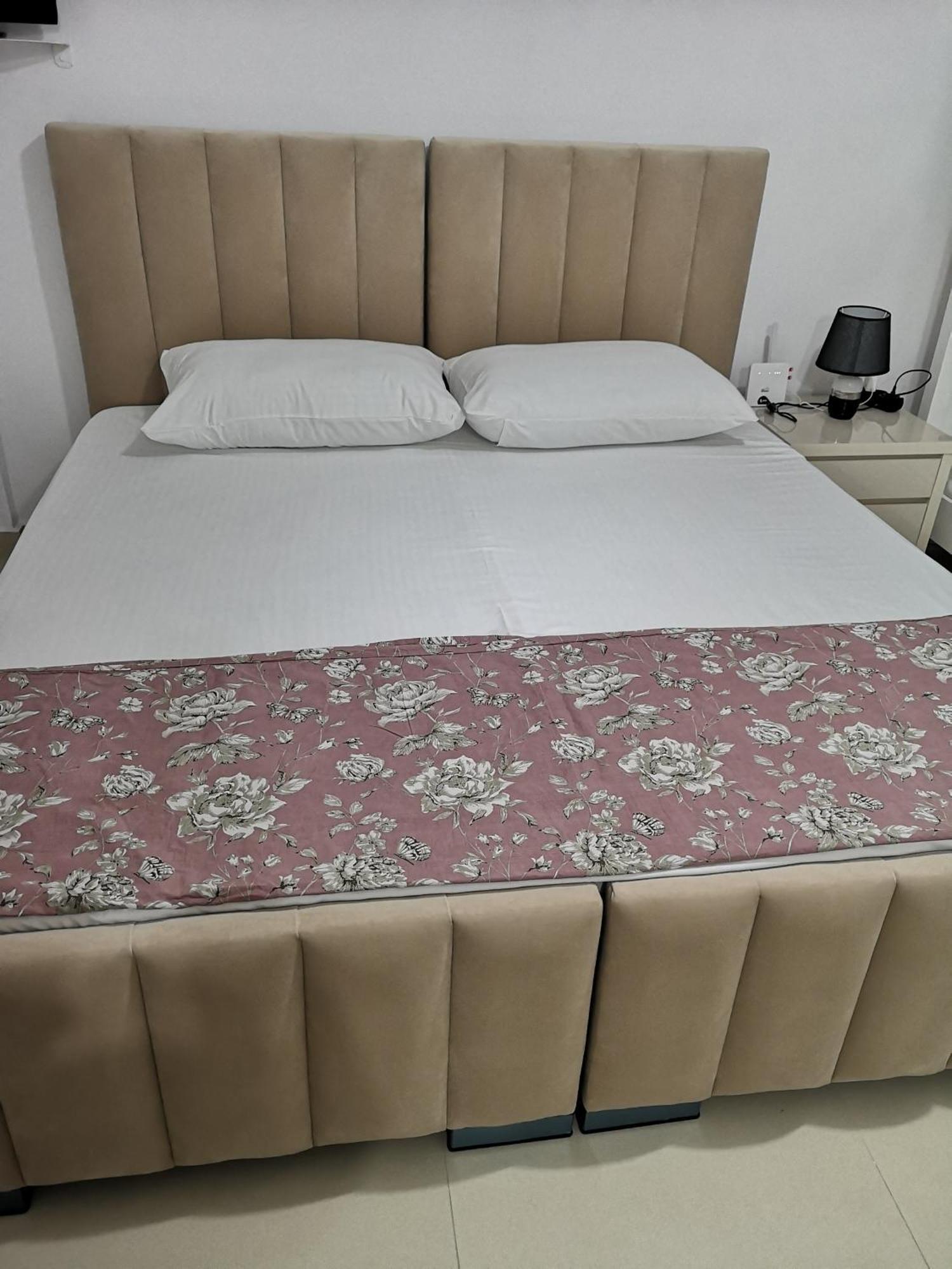 Guest House Emi ベラト エクステリア 写真